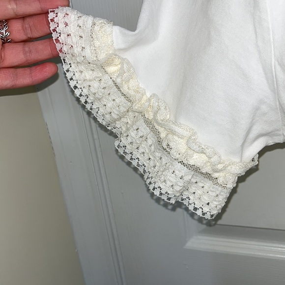 ZARA “Bendita Moda” White Lace, Ruffle Sleeve Tee - Picture 3 of 5